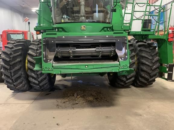 Image of John Deere S770 equipment image 3