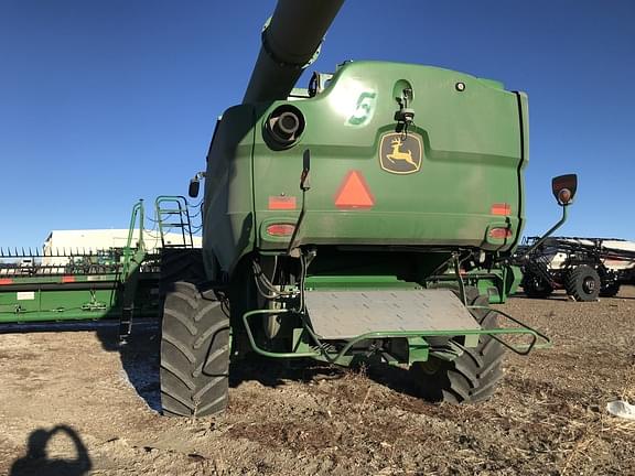 Image of John Deere S770 equipment image 1