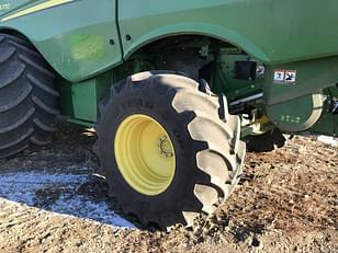 Main image John Deere S770 8