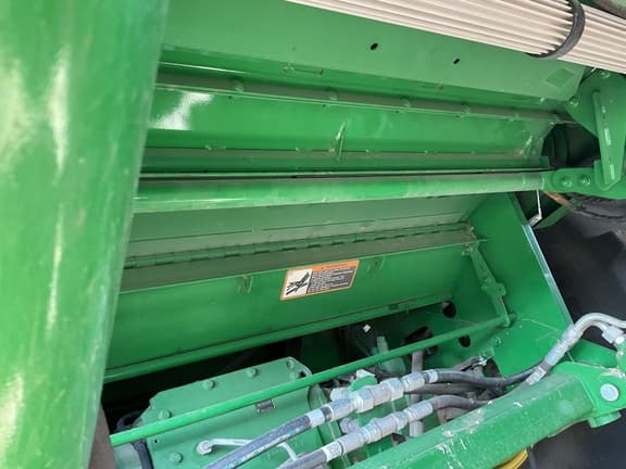 Image of John Deere S770 equipment image 4