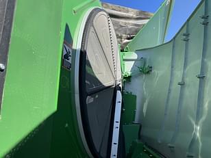 Main image John Deere S770 42