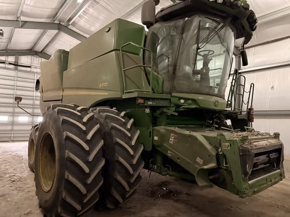 Image of John Deere S770 equipment image 1