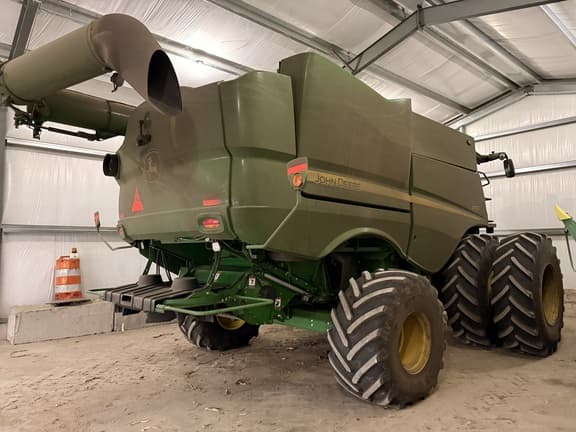 Image of John Deere S770 equipment image 4