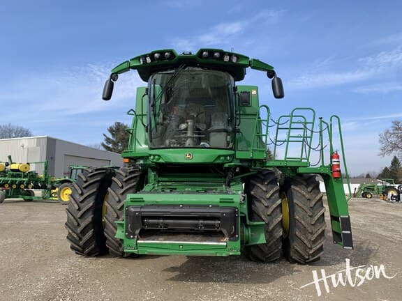 Image of John Deere S770 equipment image 4