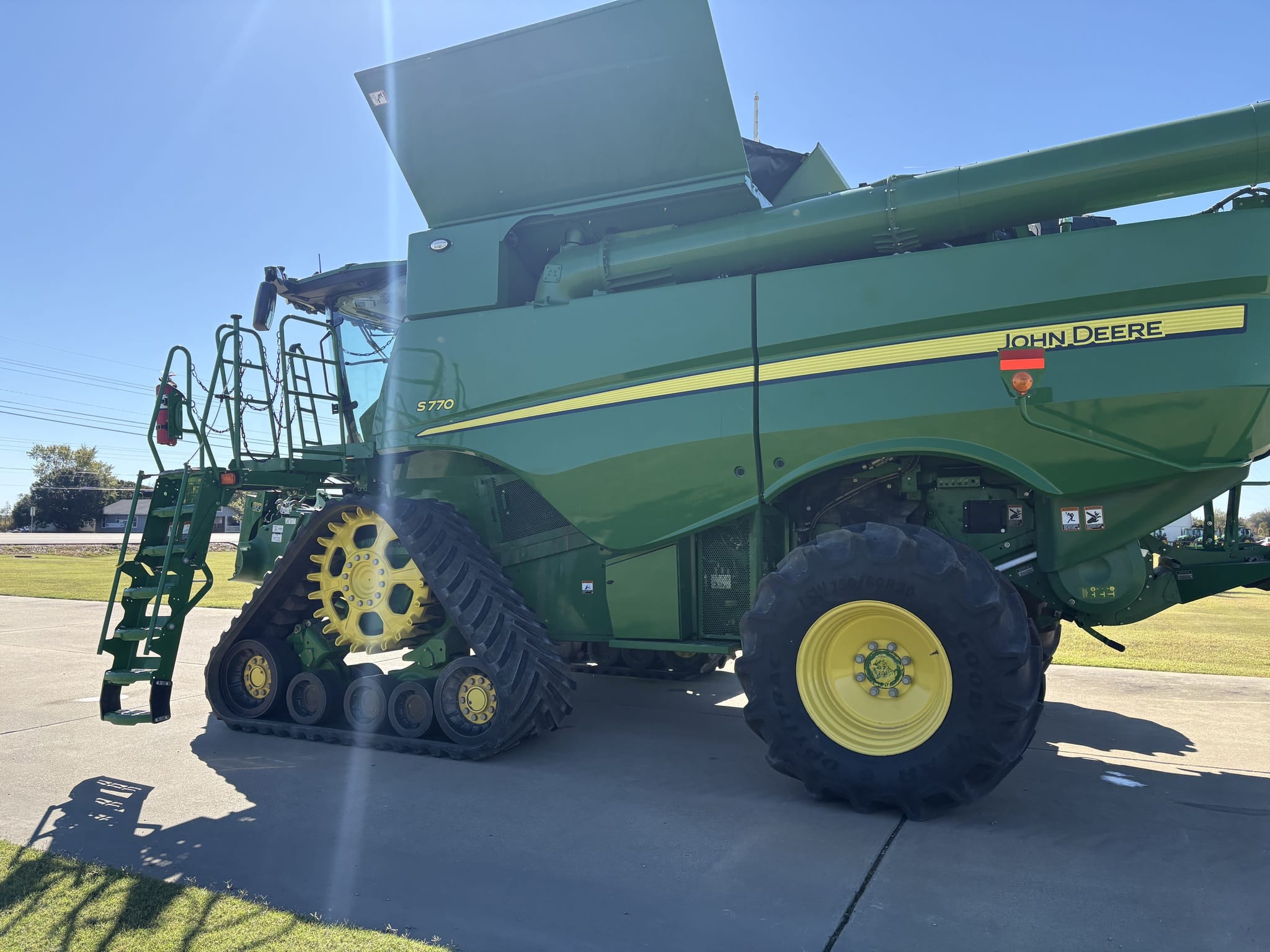 2023 John Deere S770 Equipment Image0