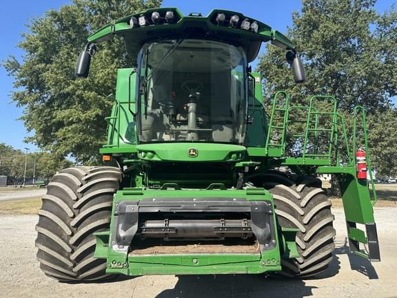 Image of John Deere S770 equipment image 4