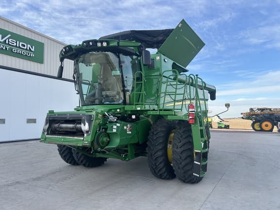 Image of John Deere S770 equipment image 3