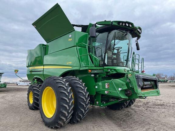 Image of John Deere S770 equipment image 1