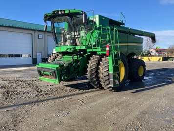 Main image John Deere S770