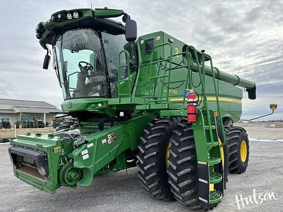 Image of John Deere S770 equipment image 4