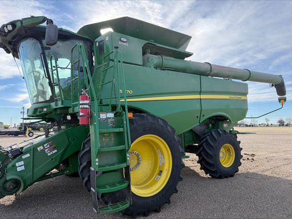 Image of John Deere S770 Image 1