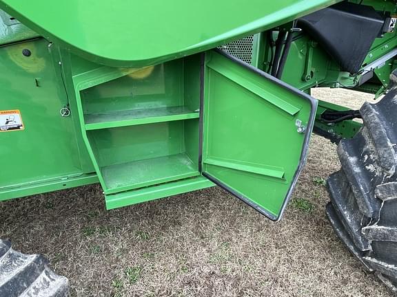 Image of John Deere S770 equipment image 4