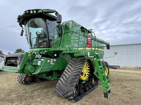 Image of John Deere S770 Primary image