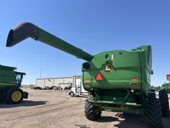 Image of John Deere S770 equipment image 3