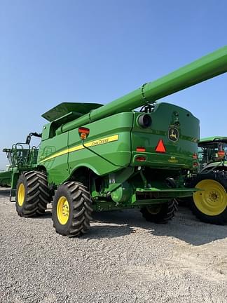 Image of John Deere S770 equipment image 3