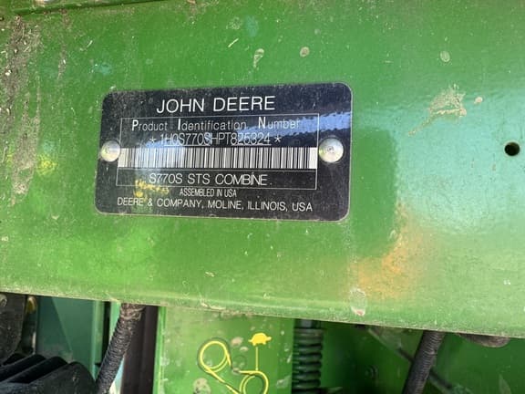 Image of John Deere S770 equipment image 2