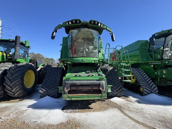 Image of John Deere S770 equipment image 4