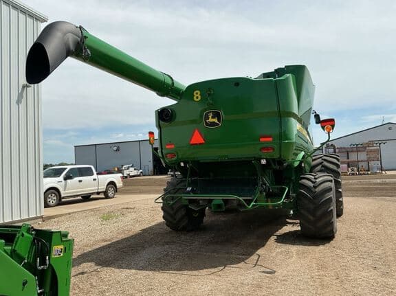 Image of John Deere S770 equipment image 3