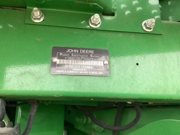 Image of John Deere S770 equipment image 4