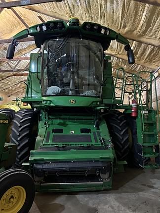 Image of John Deere S770 equipment image 4