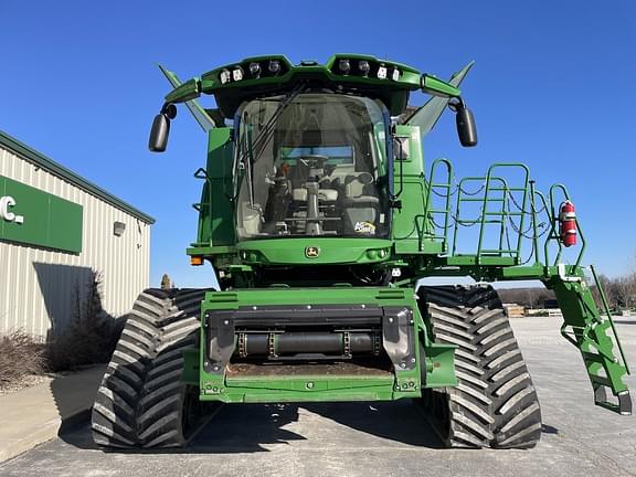 Image of John Deere S770 equipment image 4