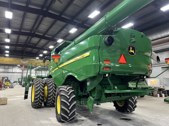 Image of John Deere S770 equipment image 3