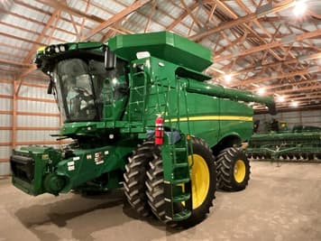 Main image John Deere S770