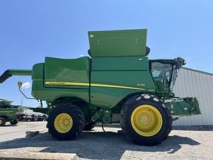 Main image John Deere S770 1