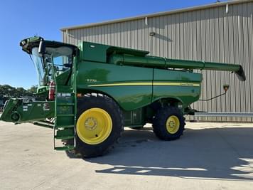 Main image John Deere S770