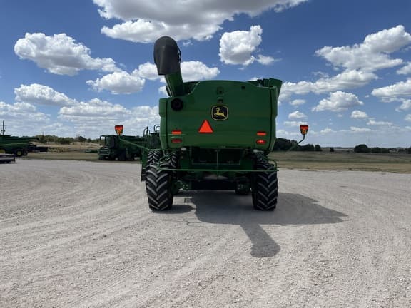 Image of John Deere S770 equipment image 3