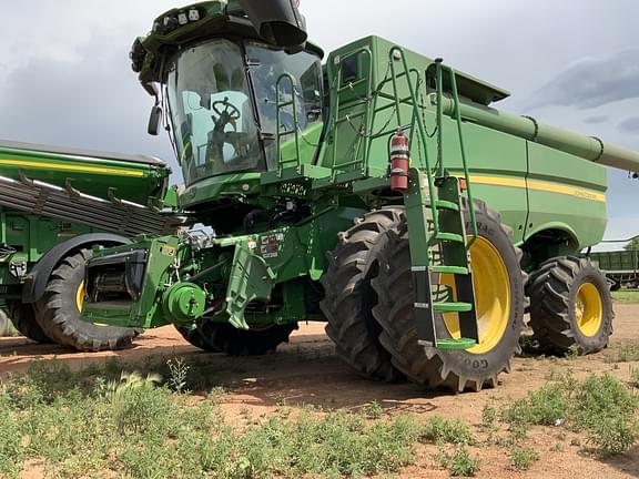 Image of John Deere S770 equipment image 1