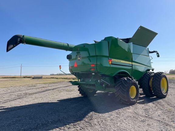 Image of John Deere S770 equipment image 4