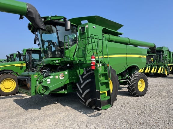 2023 John Deere S770 Equipment Image0