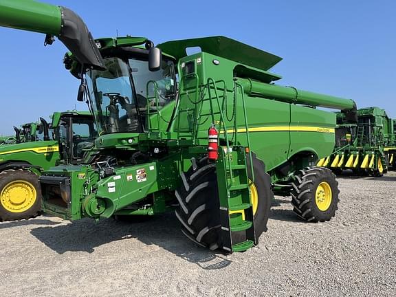 Image of John Deere S770 Primary image