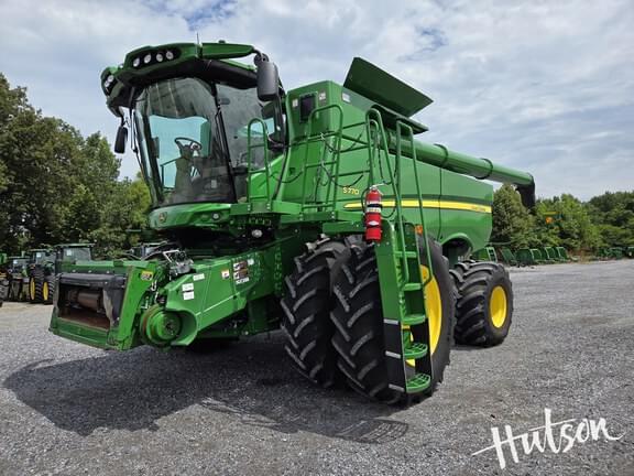 Image of John Deere S770 equipment image 2