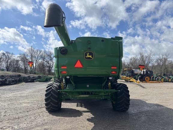 Image of John Deere S770 equipment image 3