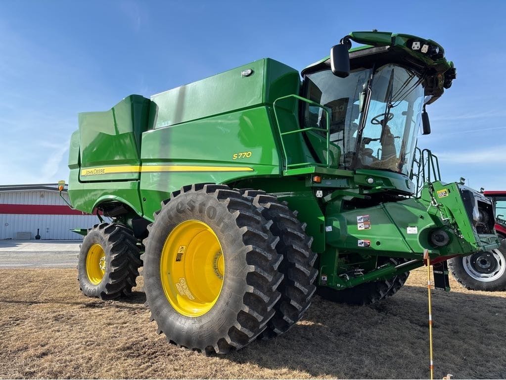 2023 John Deere S770 Equipment Image0