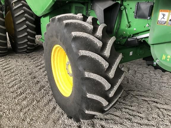 Image of John Deere S770 equipment image 4