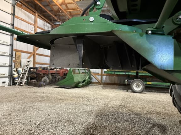 Image of John Deere S770 equipment image 3