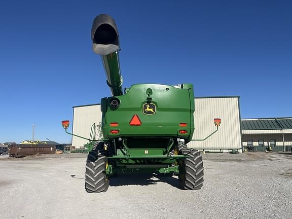 Image of John Deere S770 equipment image 4