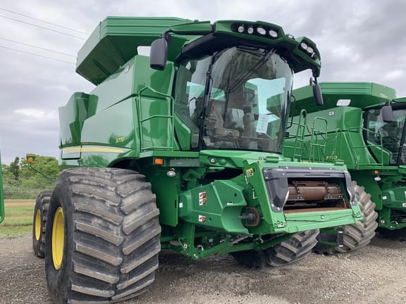 Main image John Deere S770