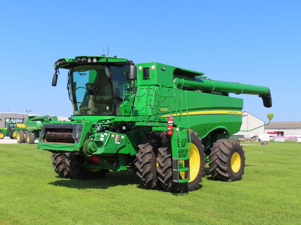 Image of John Deere S770 Primary image