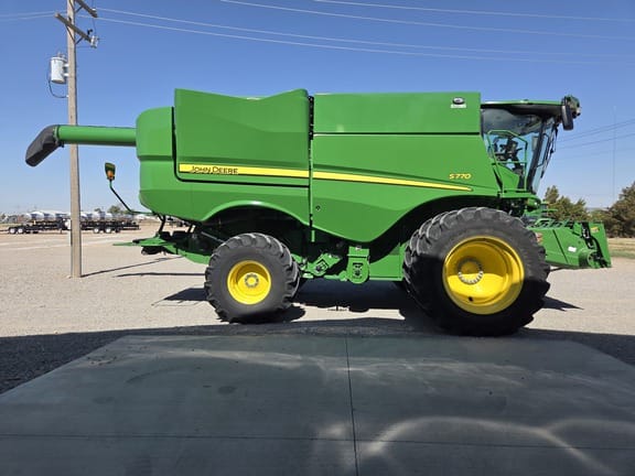 2023 John Deere S770 Equipment Image0