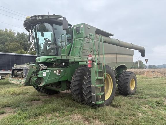 Image of John Deere S770 Primary image