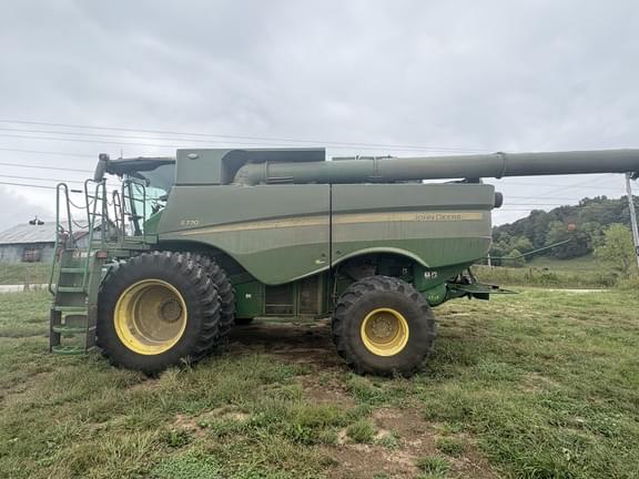 Image of John Deere S770 equipment image 2