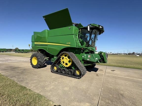 2023 John Deere S770 Equipment Image0