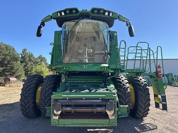 Image of John Deere S770 equipment image 1