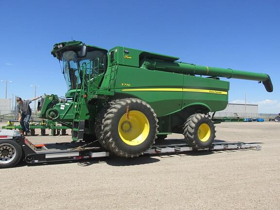 Image of John Deere S770 equipment image 4