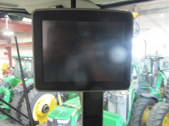 Image of John Deere S770 equipment image 2
