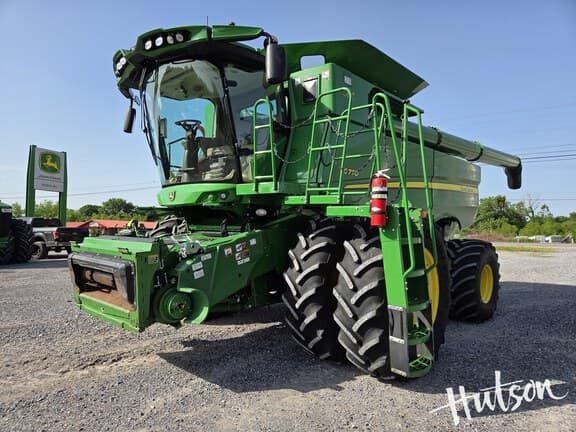 Image of John Deere S770 equipment image 2